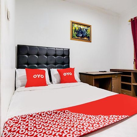 Oyo Life 91994 Sawerigading Jatinangor Syariah Hotel Sayang Buitenkant foto